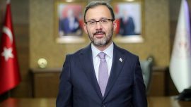 Bakan Kasapoğlu’ndan madalya alan milli tekvandocular için tebrik mesajı