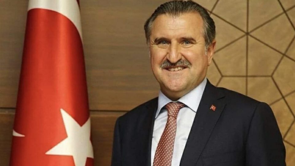 Gençlik ve Spor Bakanı Bak özel sporcuları tebrik etti