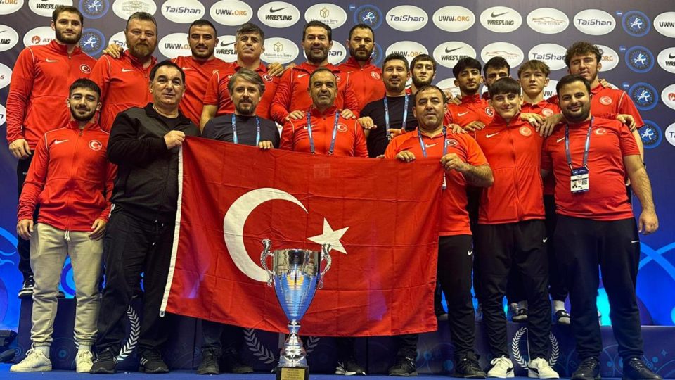 Türkiye serbest stilde takımca dünya 2’ncisi oldu